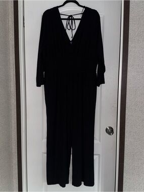 Old Navy Black V-Neck Long Sleeve Jumpsuit with Back Tie